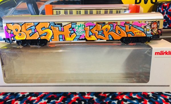 Besh / Leroy - in Graffiti handbemalter Märklin H0 Wagon 4087  (unikat)